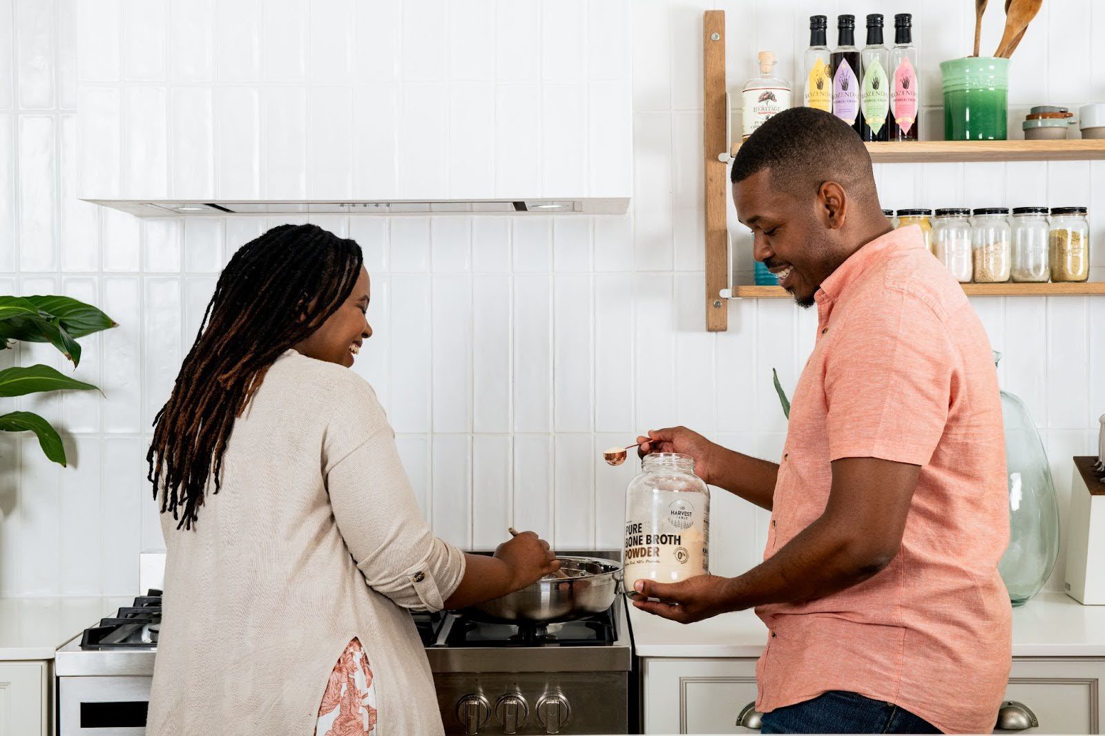 What is the difference between beef, chicken, and multi bone broth powder?